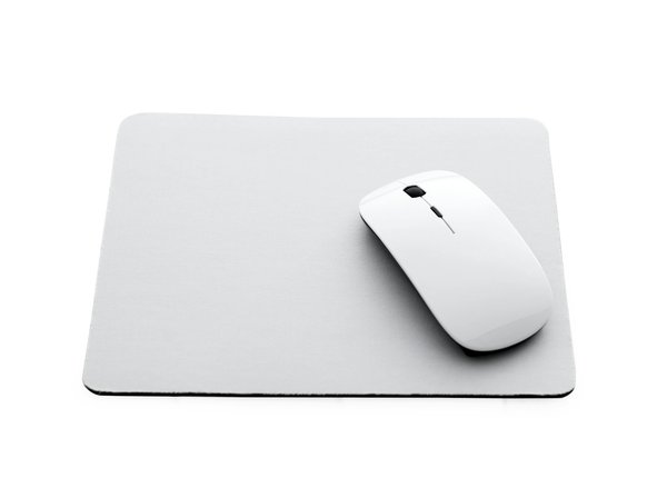 Opter pour un tapis de souris personnalisé pour égayer ses journées de travail